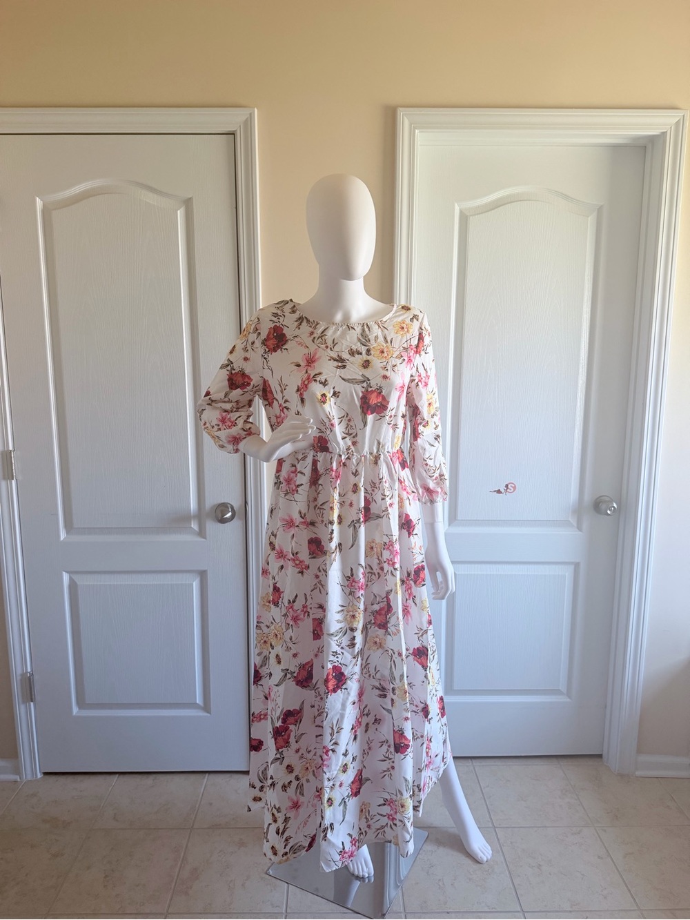 NWT Allegra K White Maxi Dress with Pink and Red Floral Print Size L